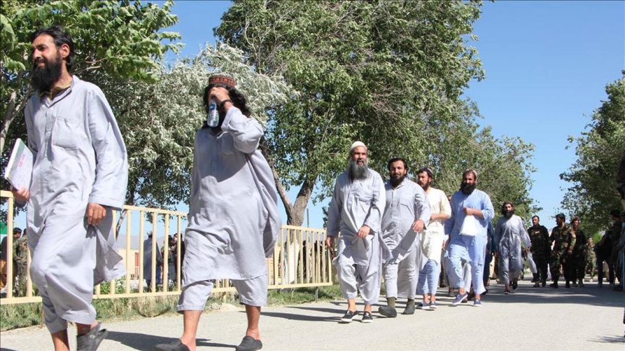 دولت افغانستان 2 هزار زندانی دیگر گروه تروریستی طالبان را آزاد کرد