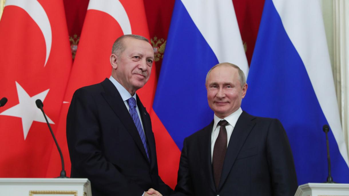 Prezident Erdogan rus kärdeşi Wladimir Putin bilen söhbetdeş boldy