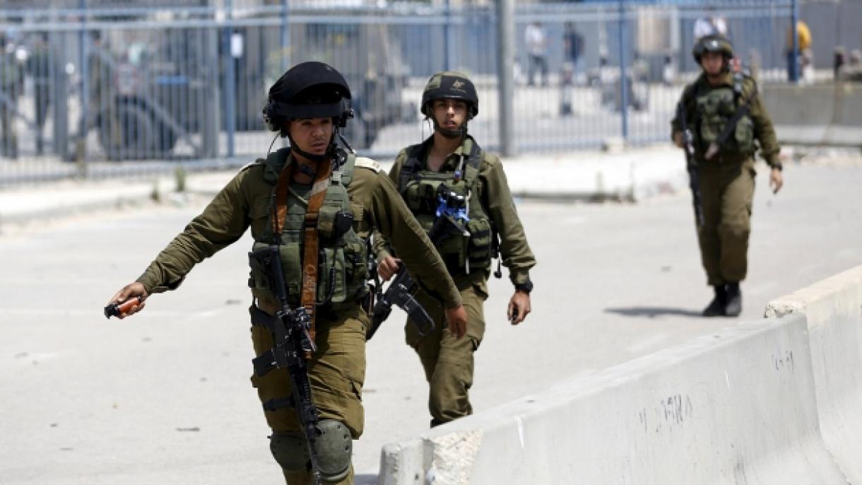 Израелски войници влязоха в палестински лагер...