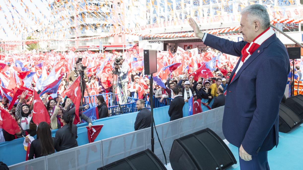 Yıldırım pide apoyo al pueblo para el reféndum del 16 de abril