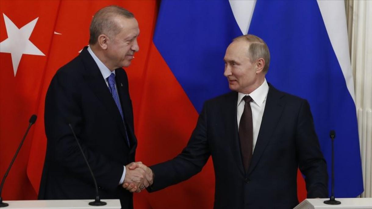 Prezident Erdogan Russiýanyň Prezidenti Putin bilen söhbetdeş boldy