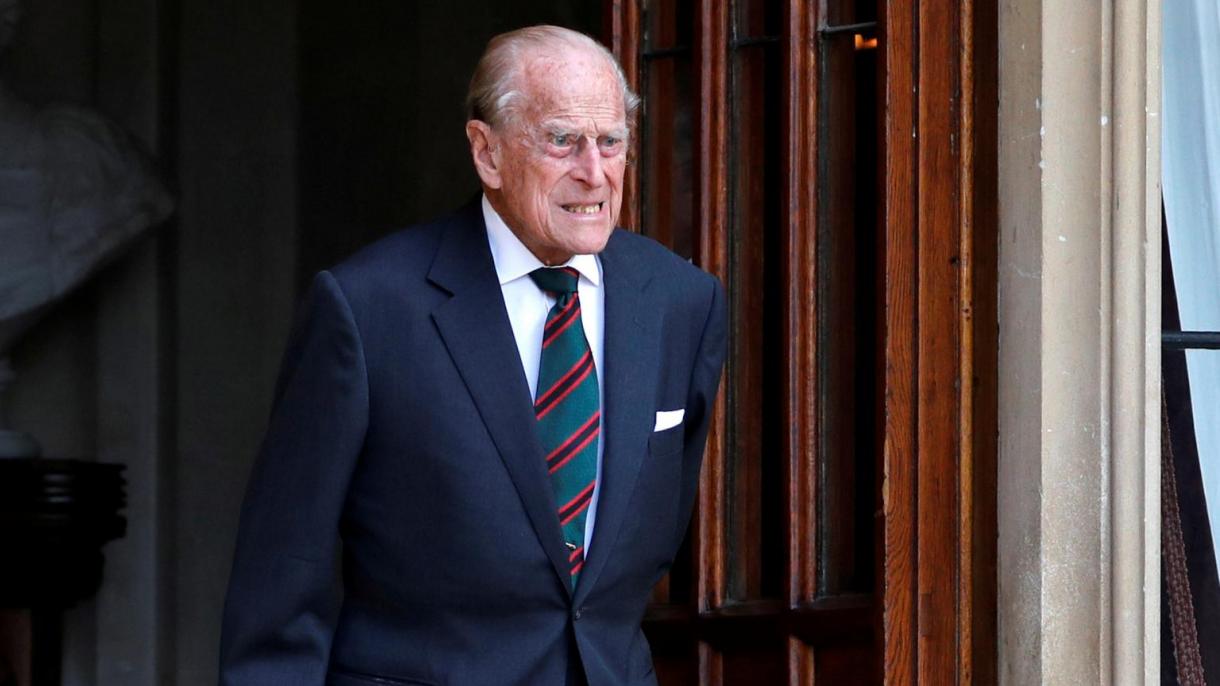 99-годишният принц Филип е приет в болница