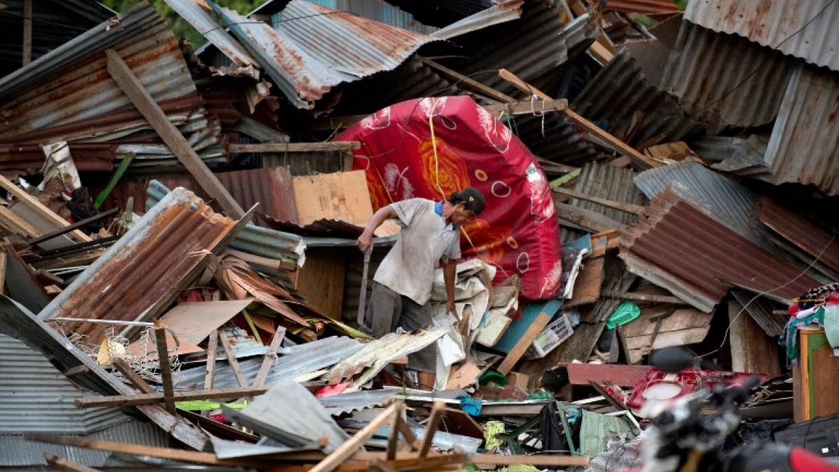 Son ya 832 las víctimas mortales por la tragedia en Indonesia