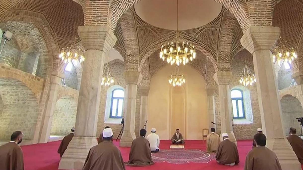 اقامه اولین نماز عید فطر در شهر شوشا پس از آزادی از اشغال