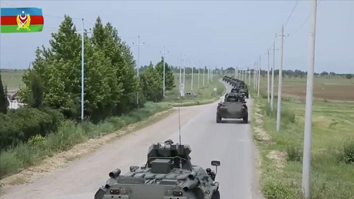 Азербайжан армиясы кеңири масштабдуу машыгуу өткөрүүдө