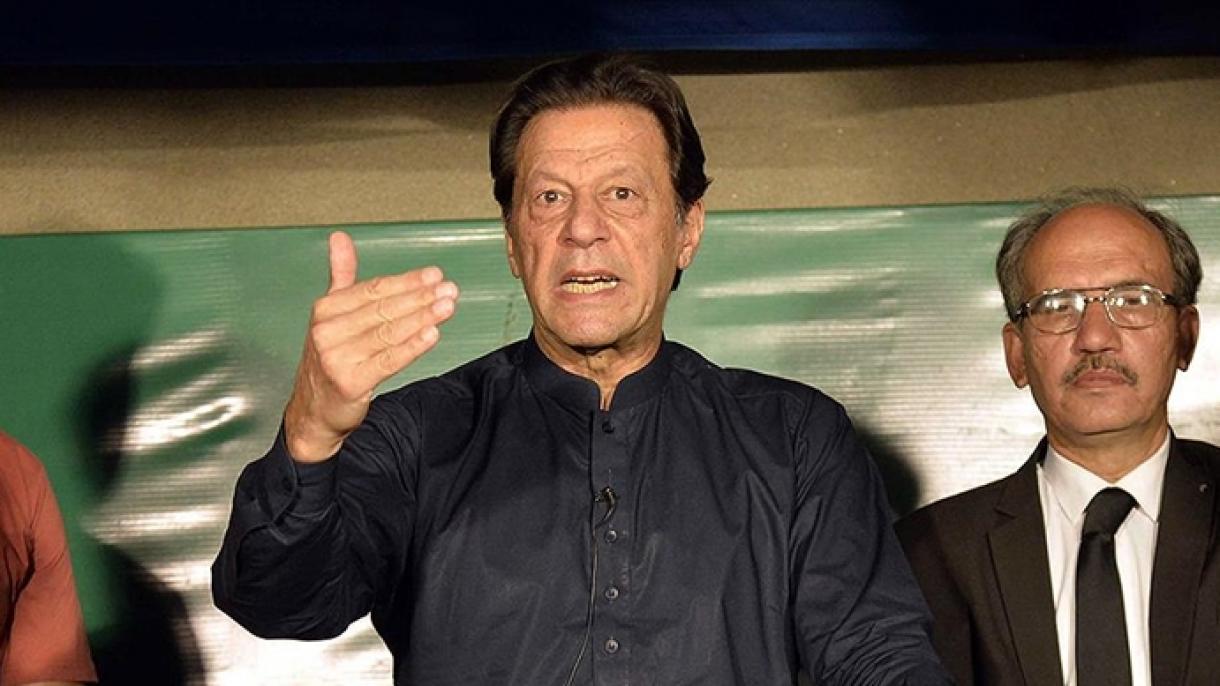 Imran Khan è stato condannato a dieci anni di carcere