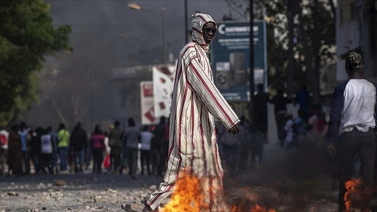 Senegalda protest çaraları