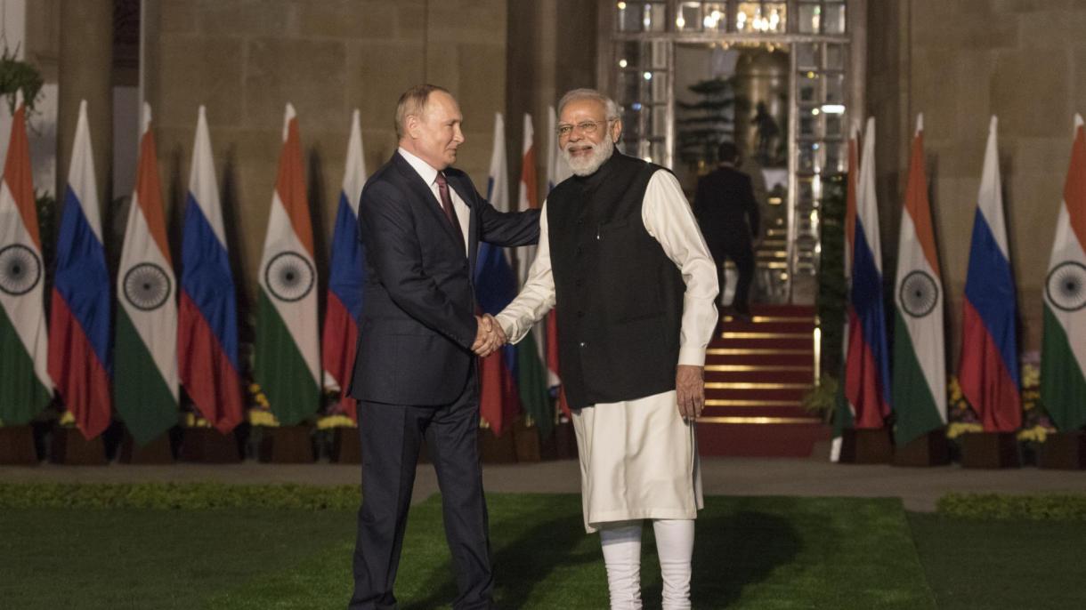 Putin se sastao sa indijskim premijerom Modijem