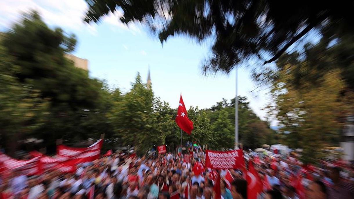 پیام هنرمندان ترکیه در واکنش به کودتای نافرجام 15 جولای
