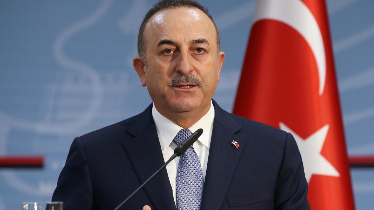 Çavuşoğlu acolhe a delegação do Conselho Nacional Curdo da Síria