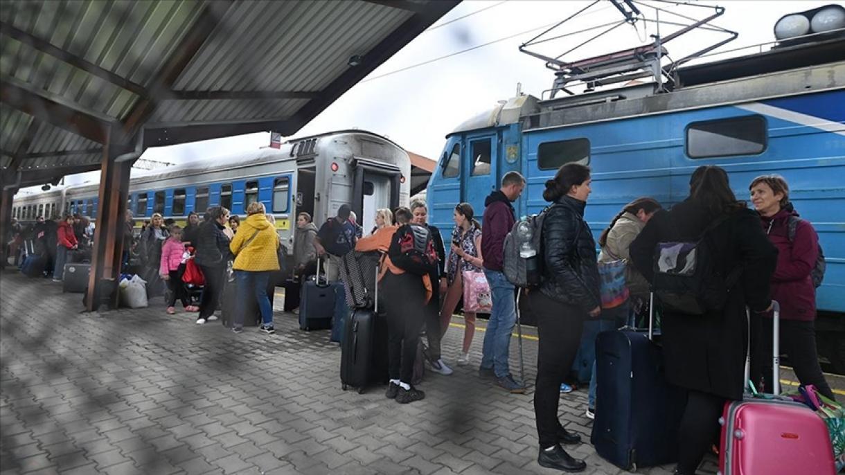 Peste 13 milioane de persoane au fugit din Ucraina în Polonia