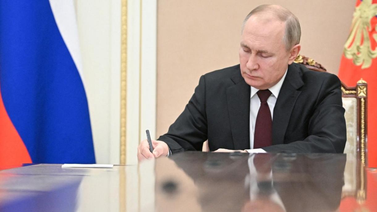 Владимир Путин Россиянын Европа Конвенциялык  Күчтөр  Келишимин (ЕККК) таратууга карата процессти ба