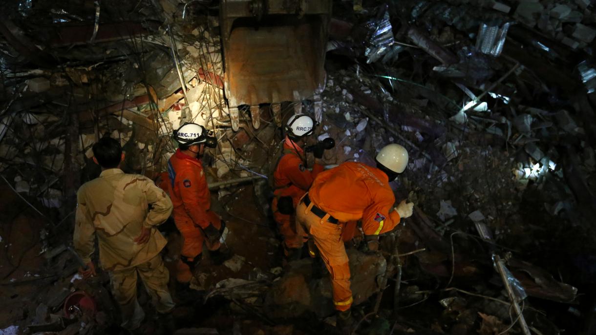 O colapso do prédio no país asiático Camboja deixou 28 mortos