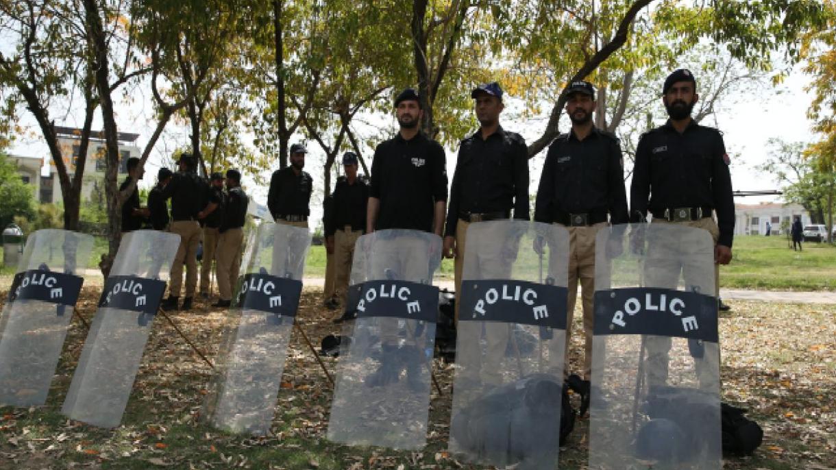 هفت آموزگار در حمله مسلحانه به یک مدرسه‌ در پاکستان کشته شدند