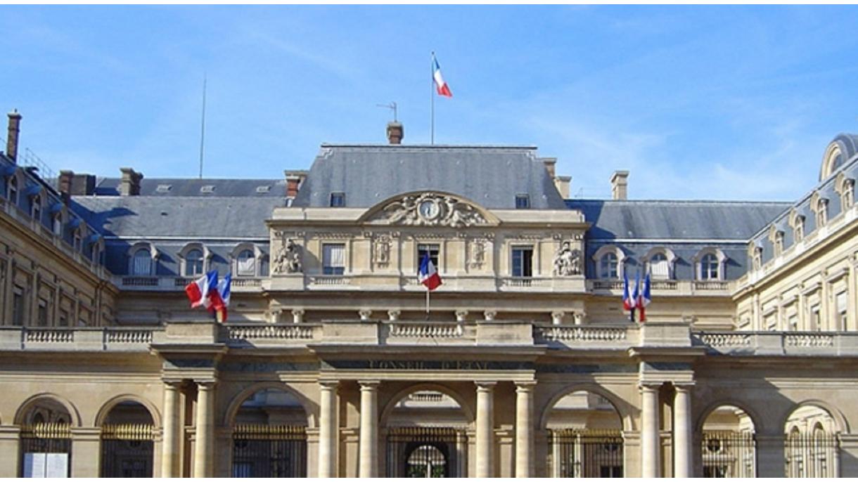 Francia, Juppé dice che non si candiderà a presidenziali