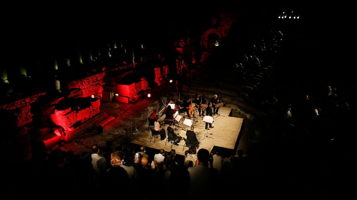 برگزاری جشنواره بین‌المللی اپرا و باله در افس