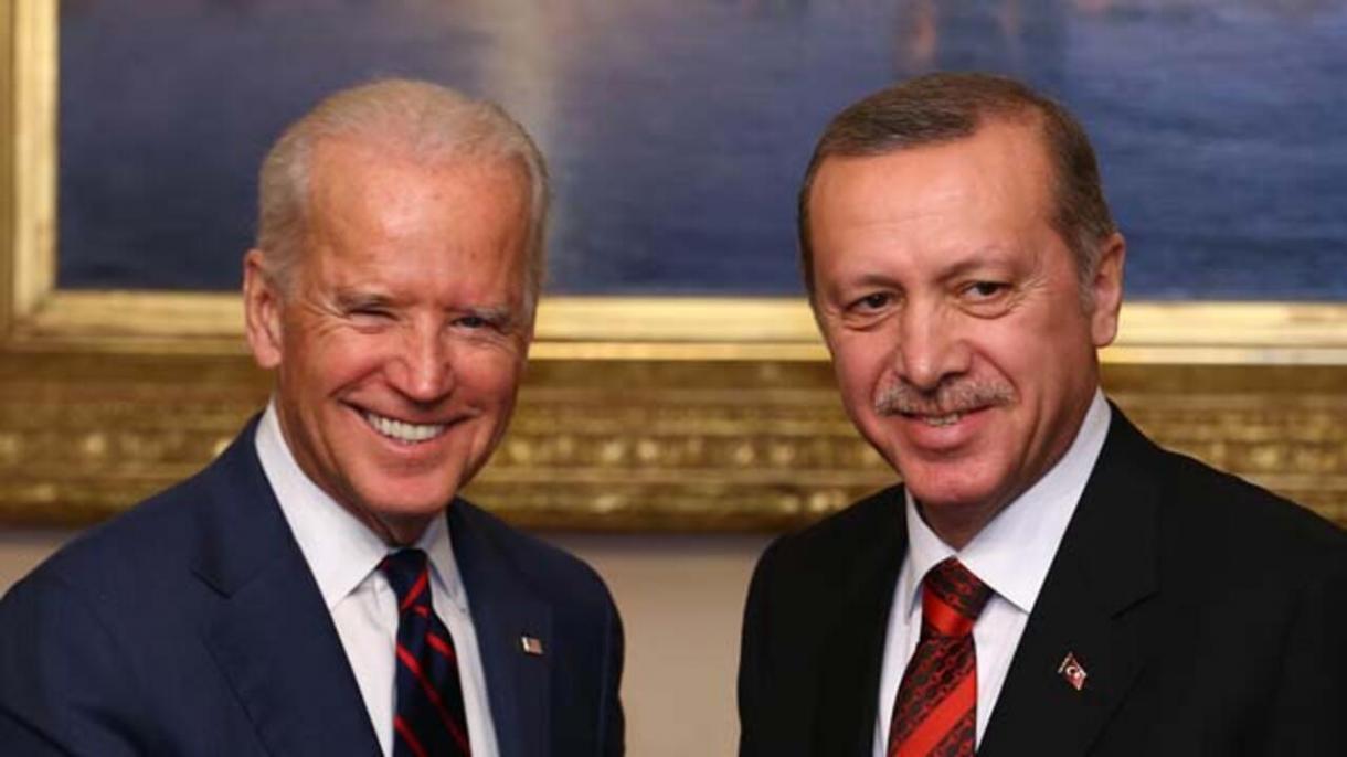 Erdoğan telefonon beszélt Biden amerikai elnökkel