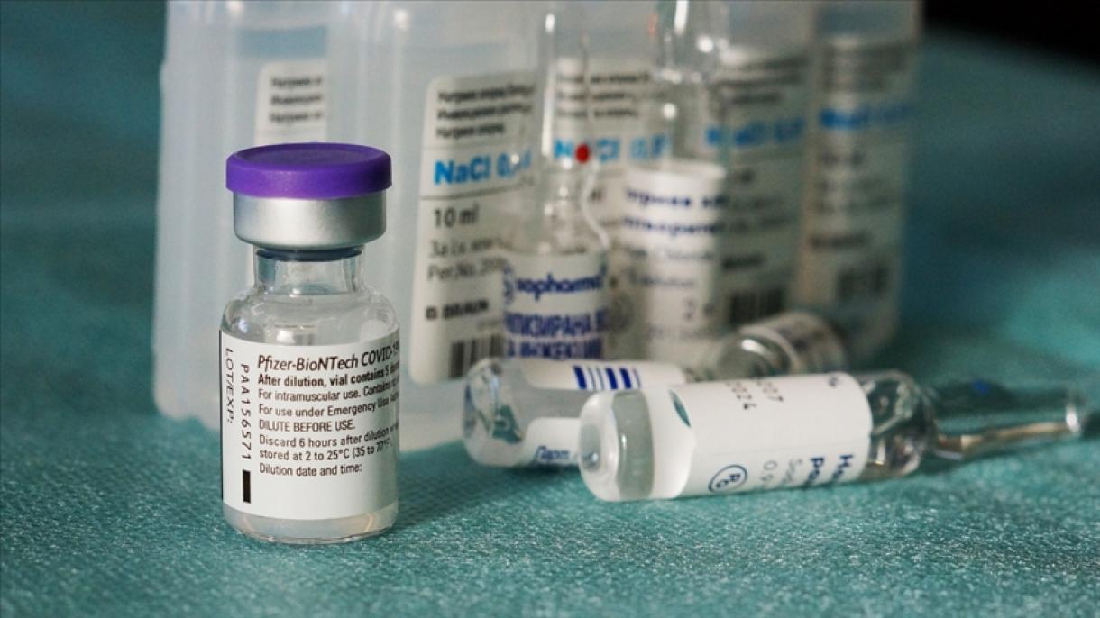 Pfizer-BioNTech және Moderna вакцинасы 6 айлық сәбиге ұсынылды