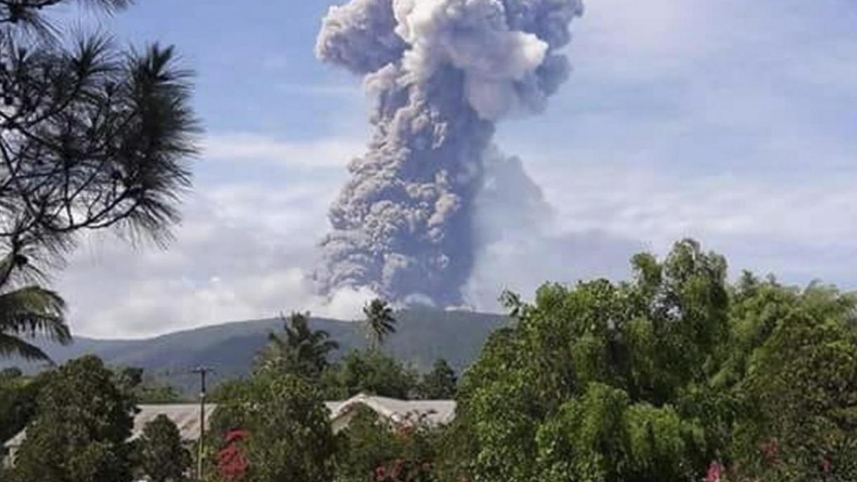 انڈونیشیا: سوپوتان آتش فشاں پہاڑ فعال ہو گیا
