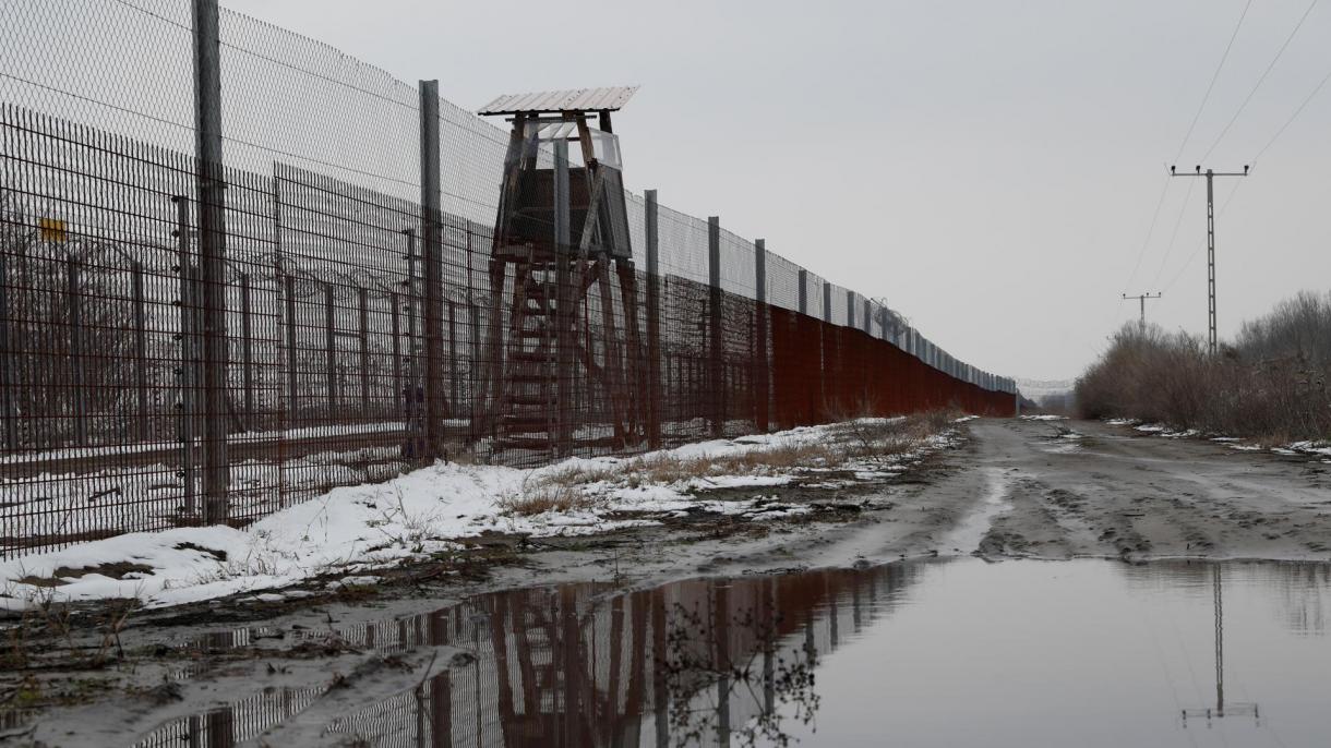 Frontex suspende sus actividades en Hungría a causa de sus aplicaciones contra los inmigrantes