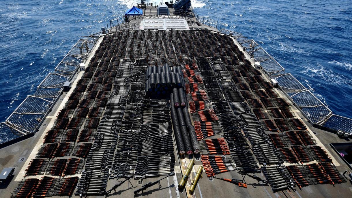 امریکی بحری بیڑے نے اسلحے سے لدے بحری جہاز کو تحویل میں لے لیا