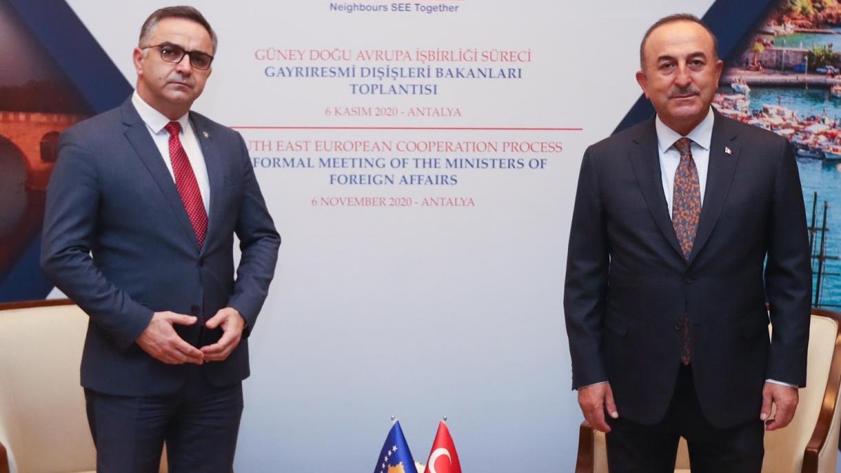 ترک وزیر خارجہ کی سرب اور کوسوو ہم منصبوں سے ملاقاتیں