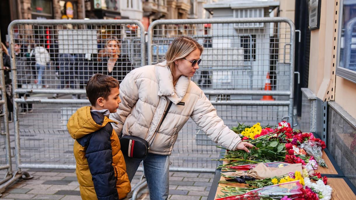 俄罗斯宣布全国哀悼日   悼念恐袭遇难者