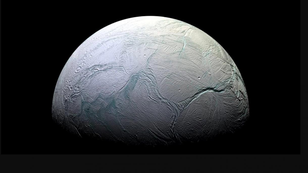 Encélado puede ser el lugar ideal para buscar ‘vida extraterrestre’