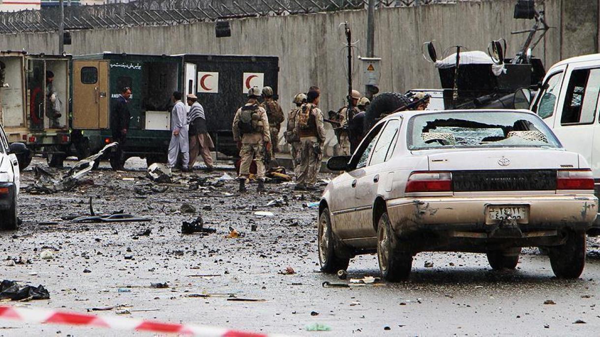 افغانستان کے صوبے قندھار میں خود کش دھماکے میں گورنر زلمی اور جنرل مومن جاں بحق