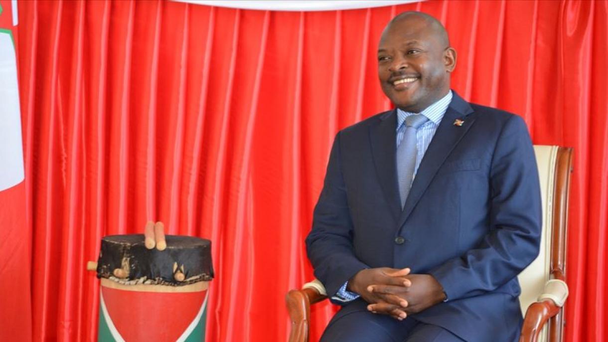 Meghalt Burundi elnöke