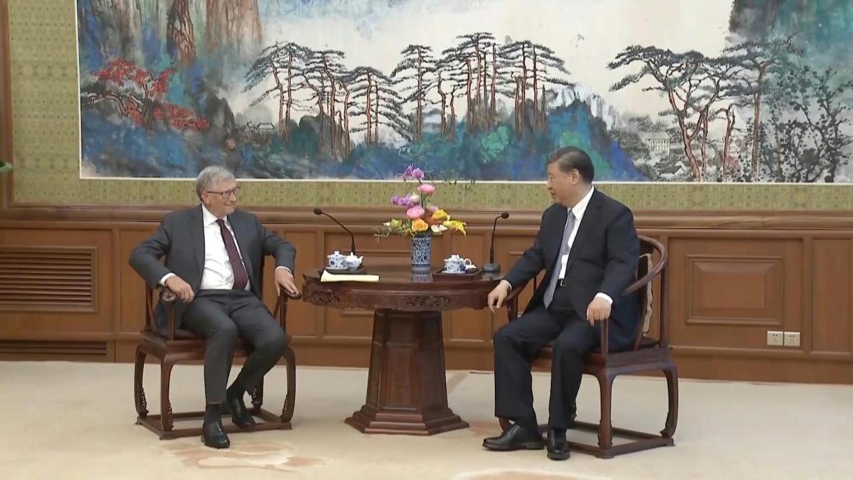 El presidente chino se reúne con el empresario estadounidense Bill Gates