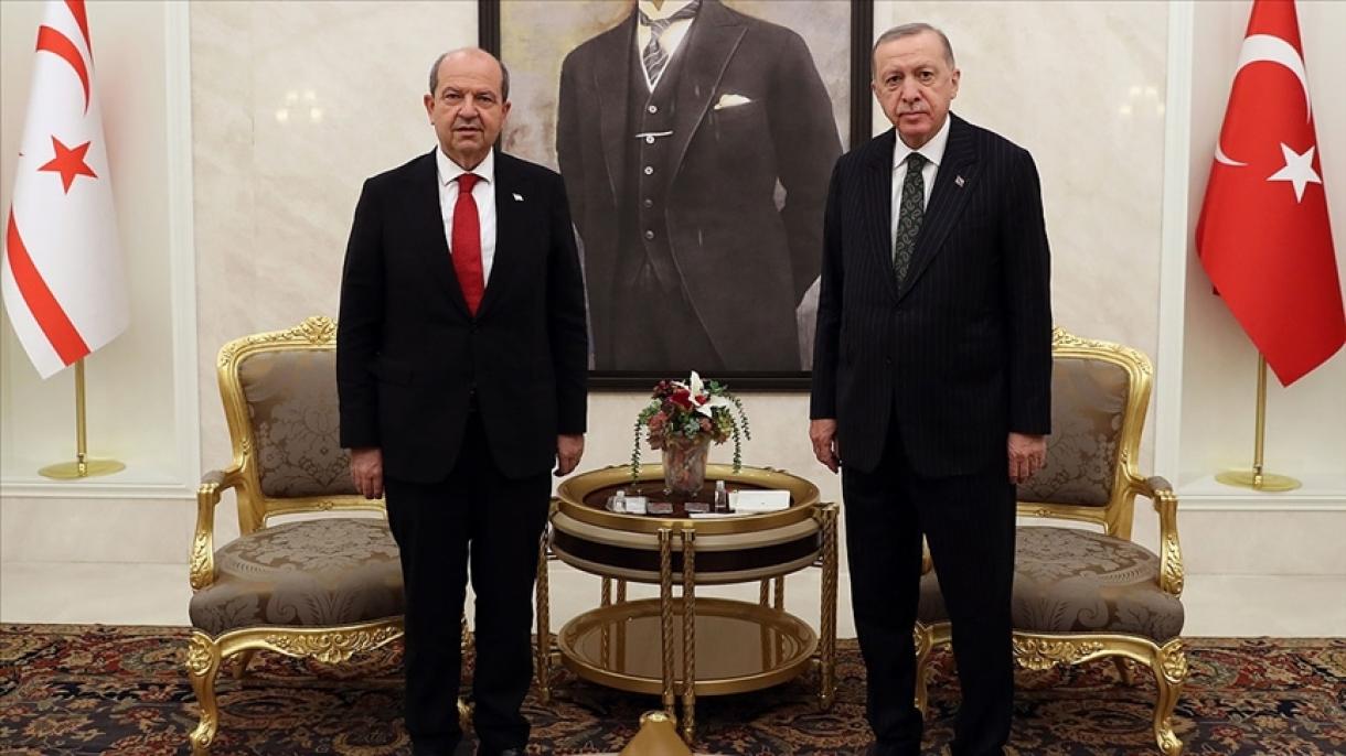 Erdo'g’an SHKTR Prezidenti Ersin Tatar bilan muloqot qildi