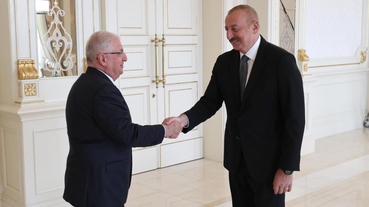 Il ministro Guler incontra il presidente dell’Azerbaigian Aliyev
