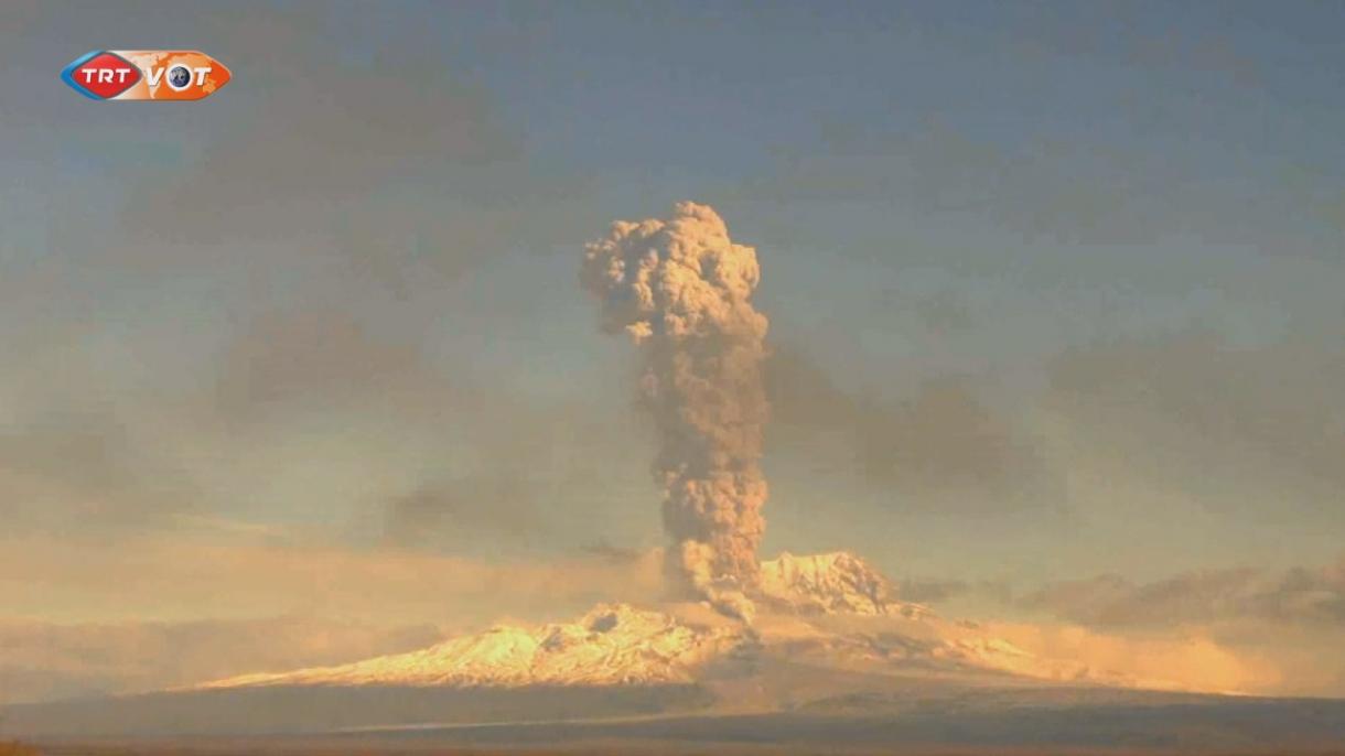 俄罗斯火山爆炸