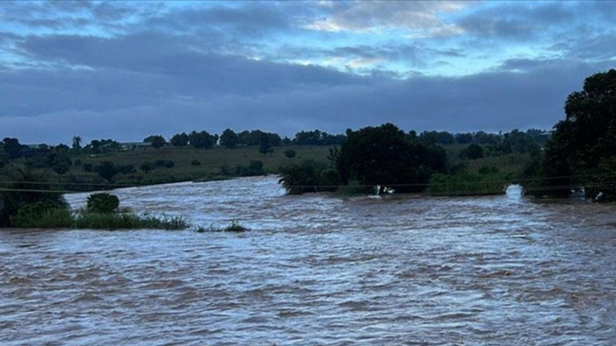 尼日利亚暴雨引发洪水致数千人流离失所