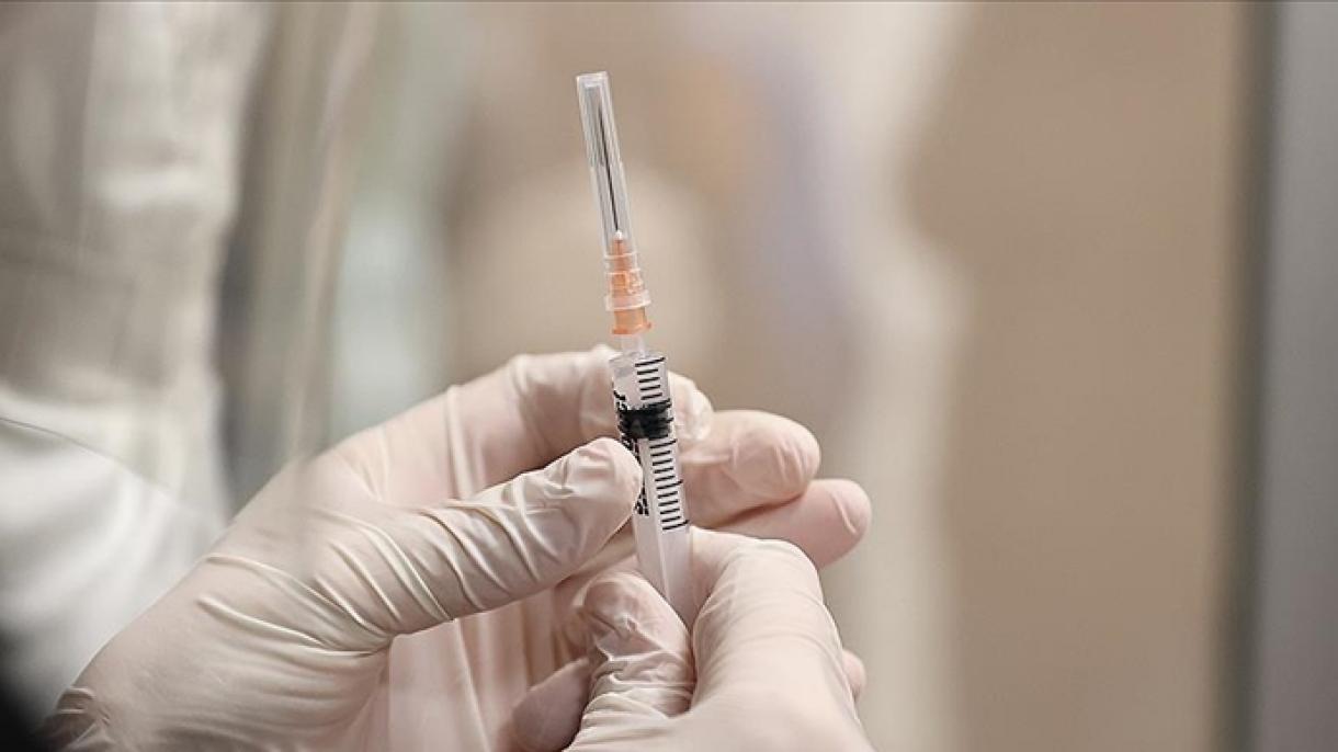 Германияда бір адам 87 рет вакцина салғызған
