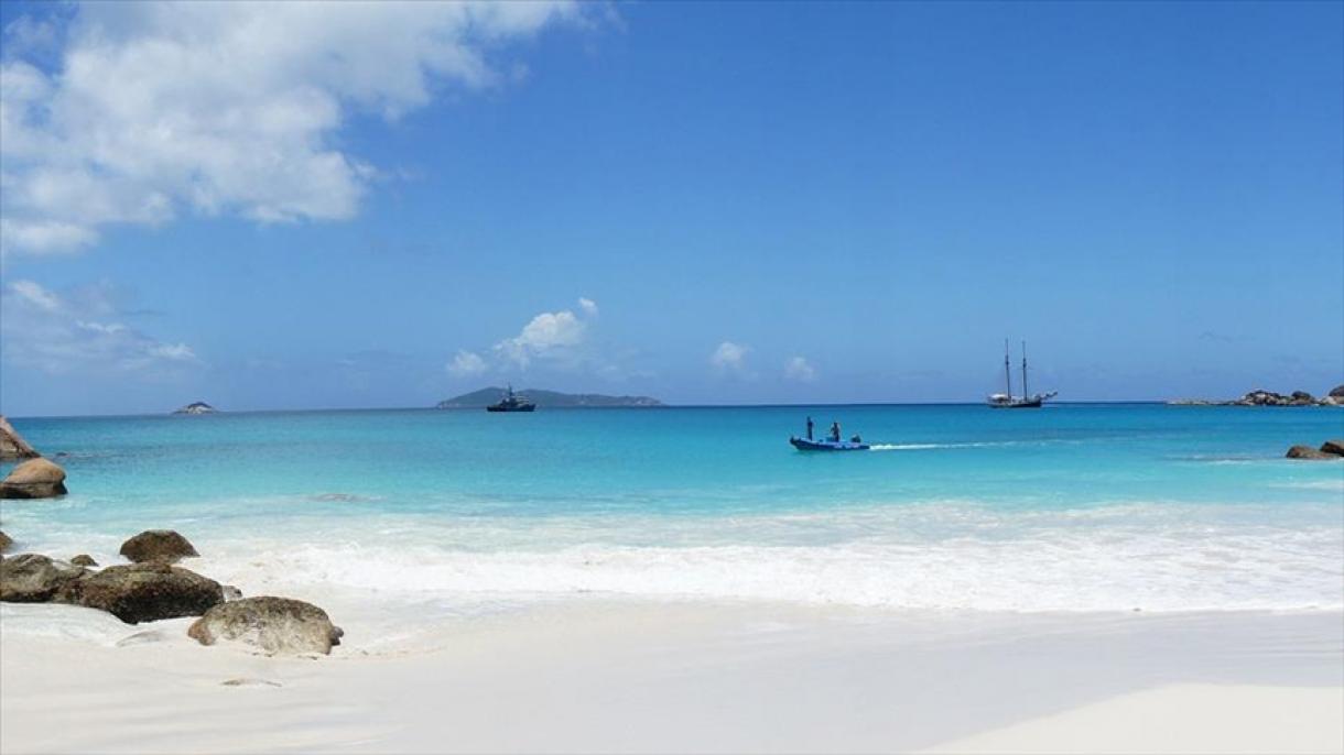 A Seychelle-szigeteken lesz a világ legnagyobb sósvízi úszó naperőműve