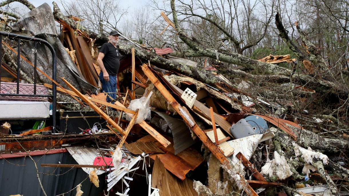 6 persone sono  morte  nella contea di Autagua, in Alabama per tempeste