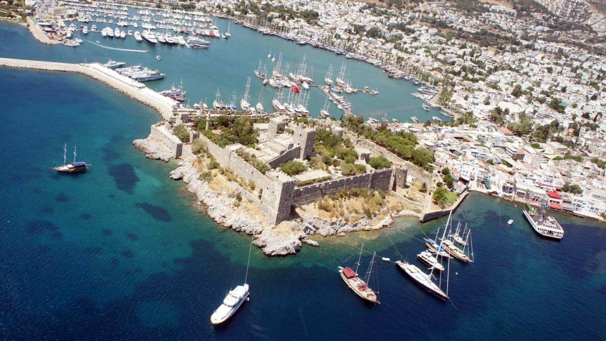 Пристанището на Бодрум е едно от най-красивите в Средиземно море