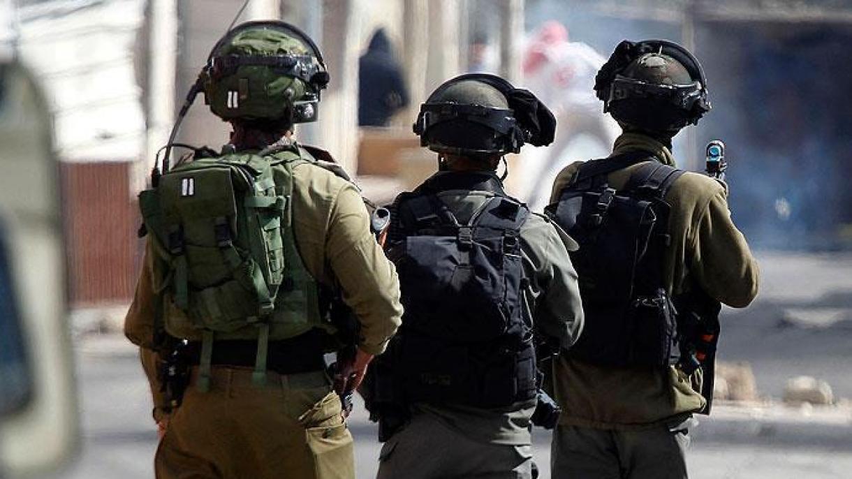 Израиль аскерлери 19 палестиналыкты камоого алды