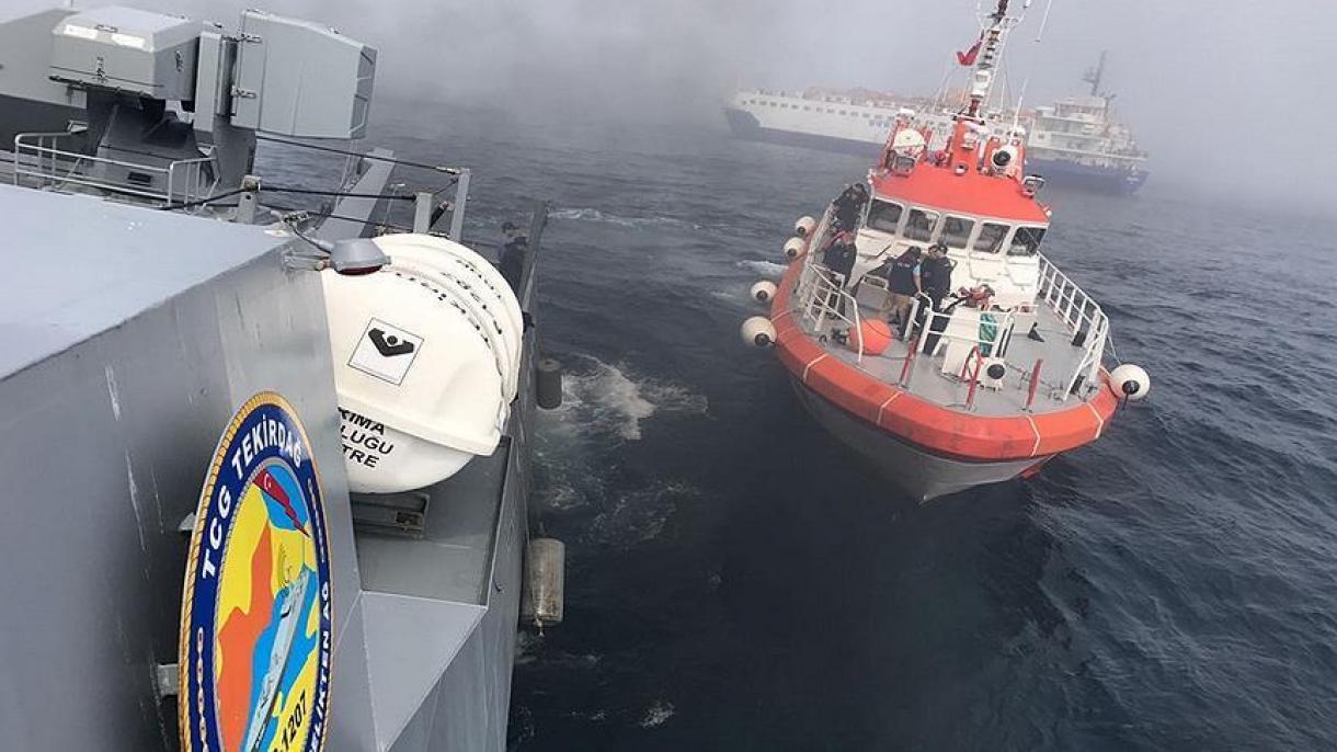 نیروی دریایی ترکیه خدمه کشتی نظامی غرق شده روسیه را نجات داد