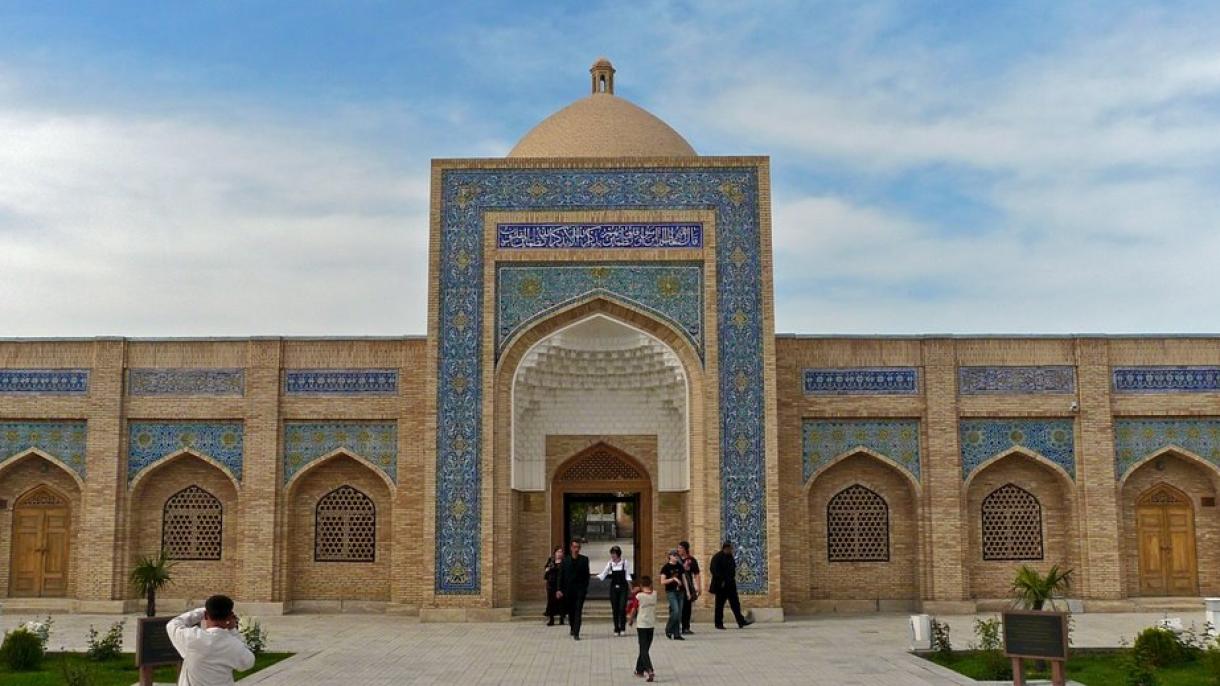 بهاوالدین نقشبندي مقبره‌سی اوزبیکستان