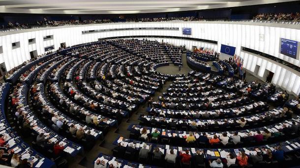 ترک شہریوں پر ویزے کی پابندی کے خاتمے کے عمل  سے مثبت نتائج  کے متمنی ہیں ، یورپی پارلیمنٹ