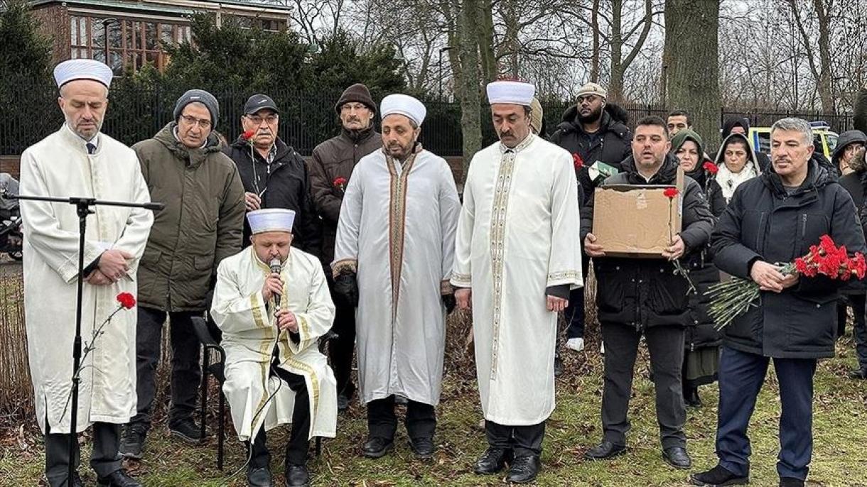 مراسم "احترام به قرآن" در مقابل سفارت ترکیه در سوئد برگزار شد