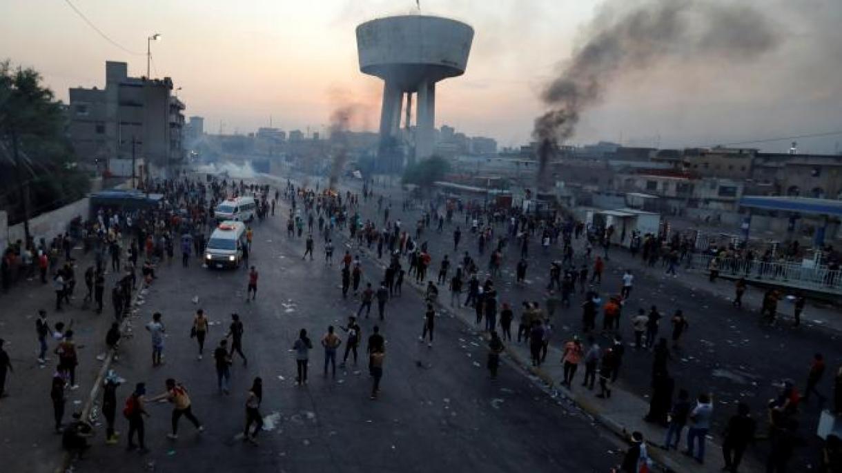 Declaran toque de queda en Irak tras intensas protestas contra el gobierno