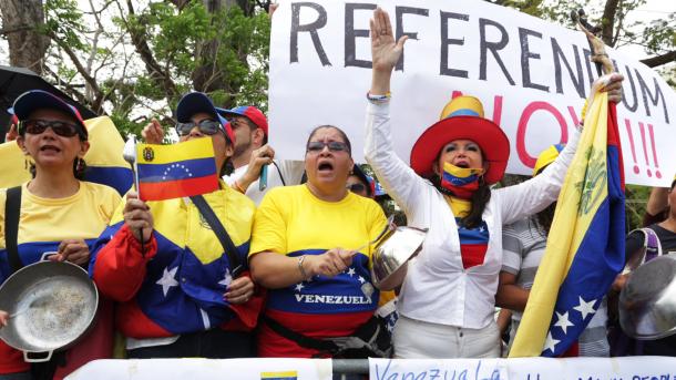 Населението на Венецуела е в трудно положение...