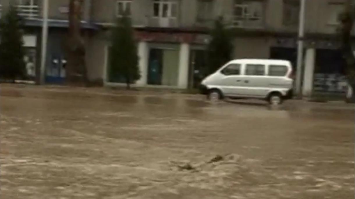 塔吉克斯坦发生洪水  7人丧生