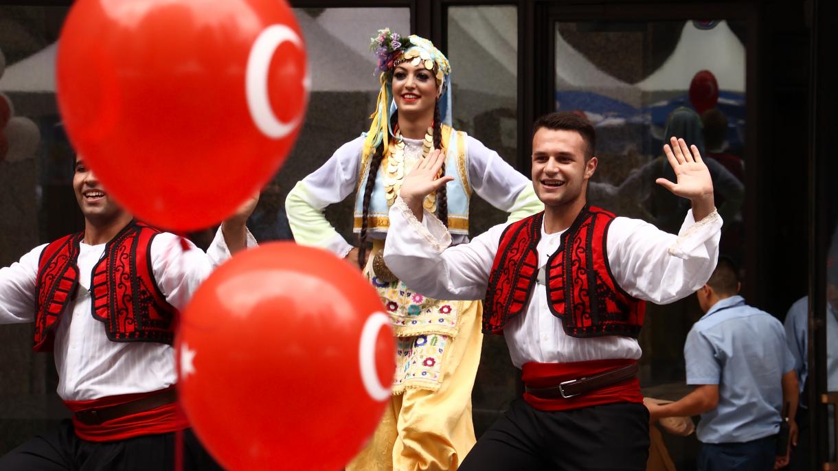 chicago türk festivali.jpg