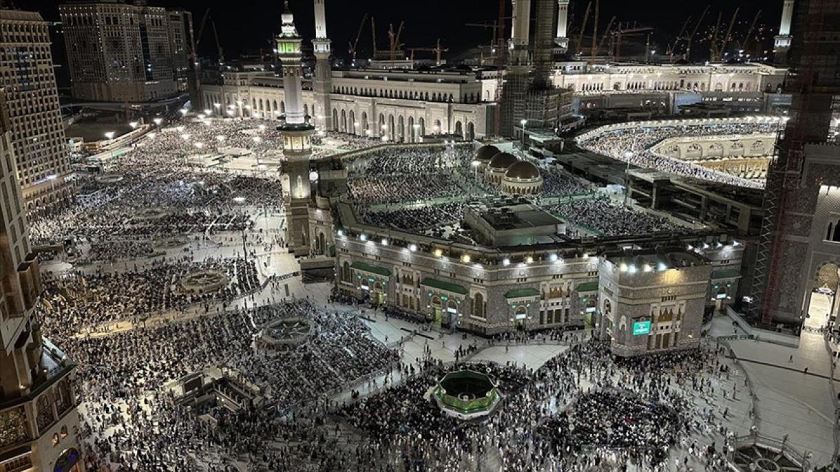 Saud Arabystany: "Haj parzyny berjaý etmek üçin 1 milliondan gowrak adam geldi" diýdi