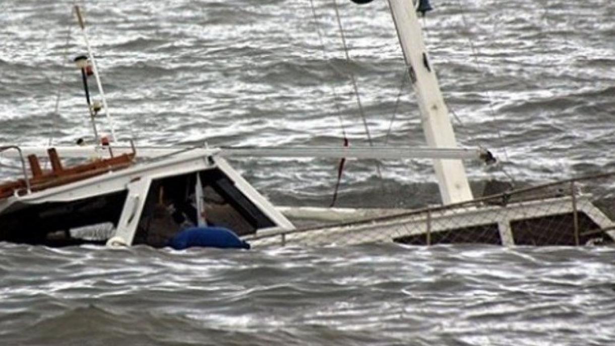美国密苏里州一艘游船沉没